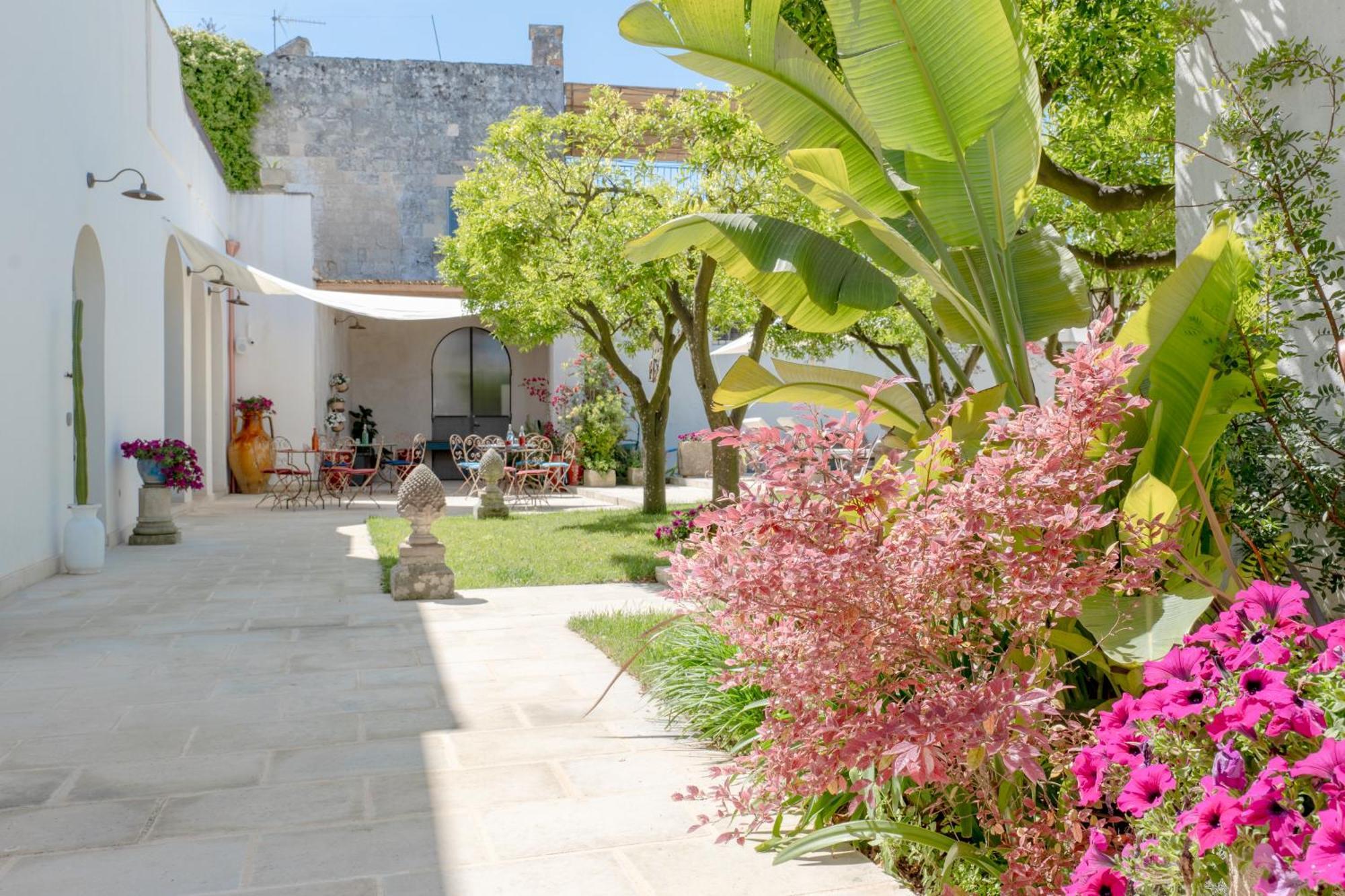 Palazzo Angelica - Luxury Retreat Otranto Bed & Breakfast Giurdignano Bagian luar foto
